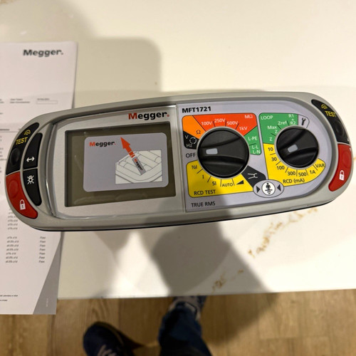 Megger mft1721 true rms cat - megger,