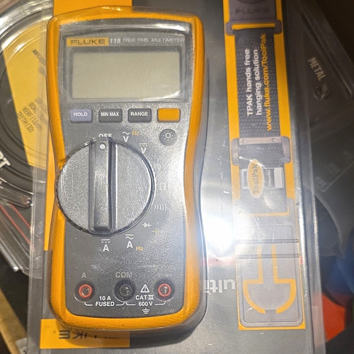 Fluke 115 true rms digital - rms,