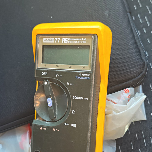 Fluke cat iii - 77,
